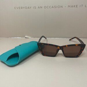 Minue | Greta Sunglasses in Carey